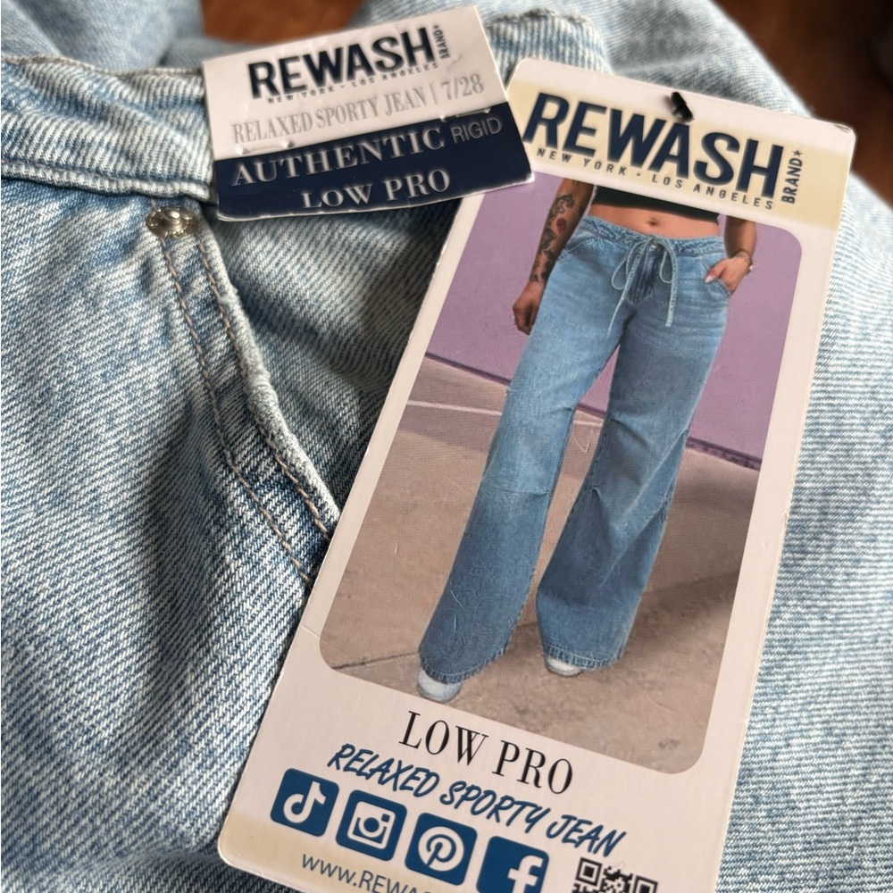 Rewash Women’s Sz 7/28 Light Blue Low Pro Relaxed Wide-Leg Jeans pockets NWT - Picture 9 of 9